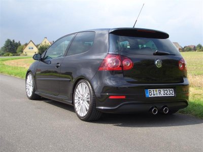 Golf R32 KW Variante 2 005 (Medium).jpg