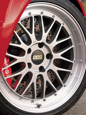 0503_05z+BMW_E46_330i+Close_Up_BBS_LM_Wheel.jpg
