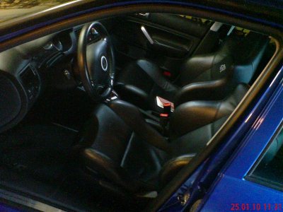 Golf R32 2.jpg