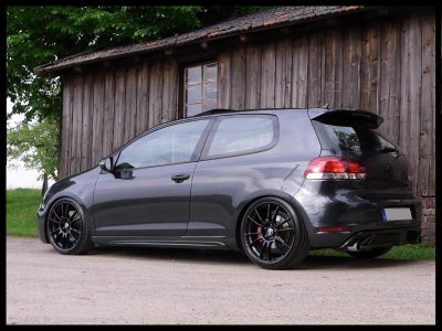 GTI Hütte links Heck 2.jpg