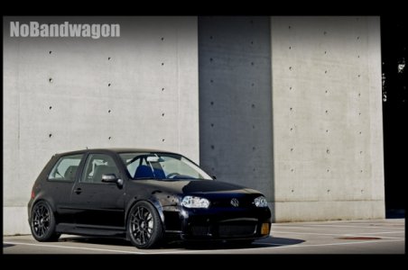 r32_01.jpg