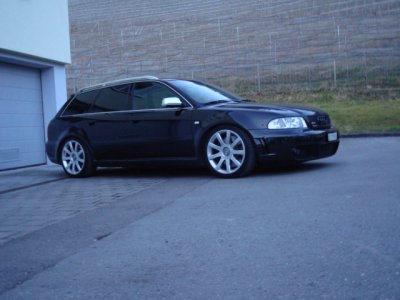 Audi RS4 007.JPG