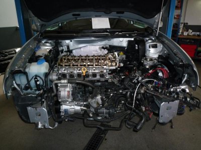 6 Motor oben ohne.jpg