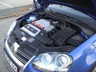 Golf R32 7.jpg