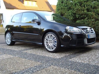 Golf R32 020 (Medium).jpg