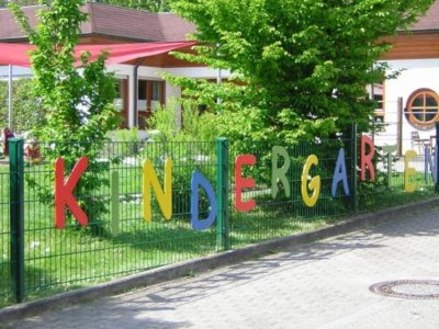 kindergarten1rerlvp26nmd.jpg
