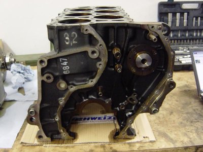 Motorblock seite.jpg