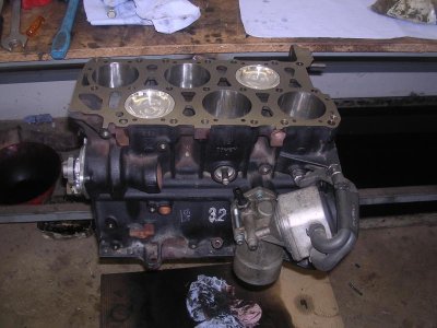 Zylinderkopf oben.jpg