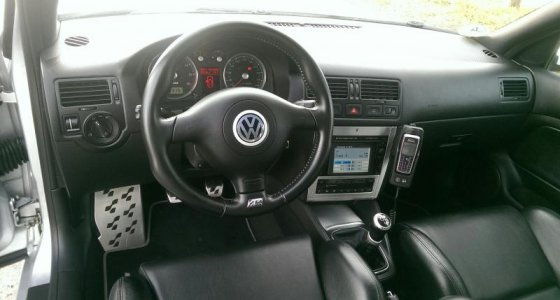 Innen 11 Cockpit.jpg