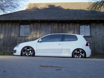 GTI weiss Hütte 4.JPG