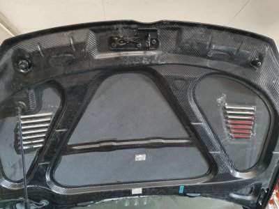 Motorhaube Carbon.jpg