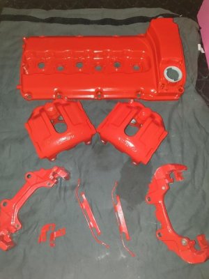 Sättel gepulvert.jpg