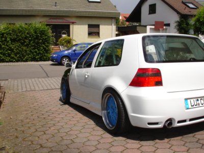 R hinten links.JPG