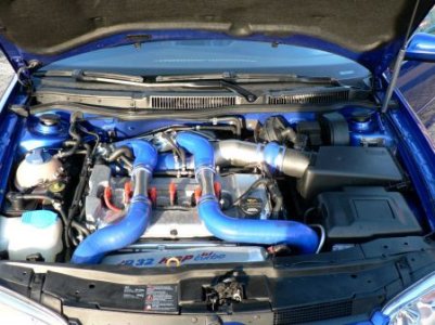 VW-Golf_4_R32_HGP_Bi-Turbo7.jpg