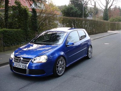 Golf 5 R32 001.jpg