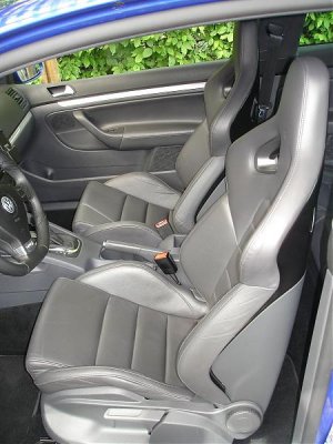 Golf 5 R32 030.jpg