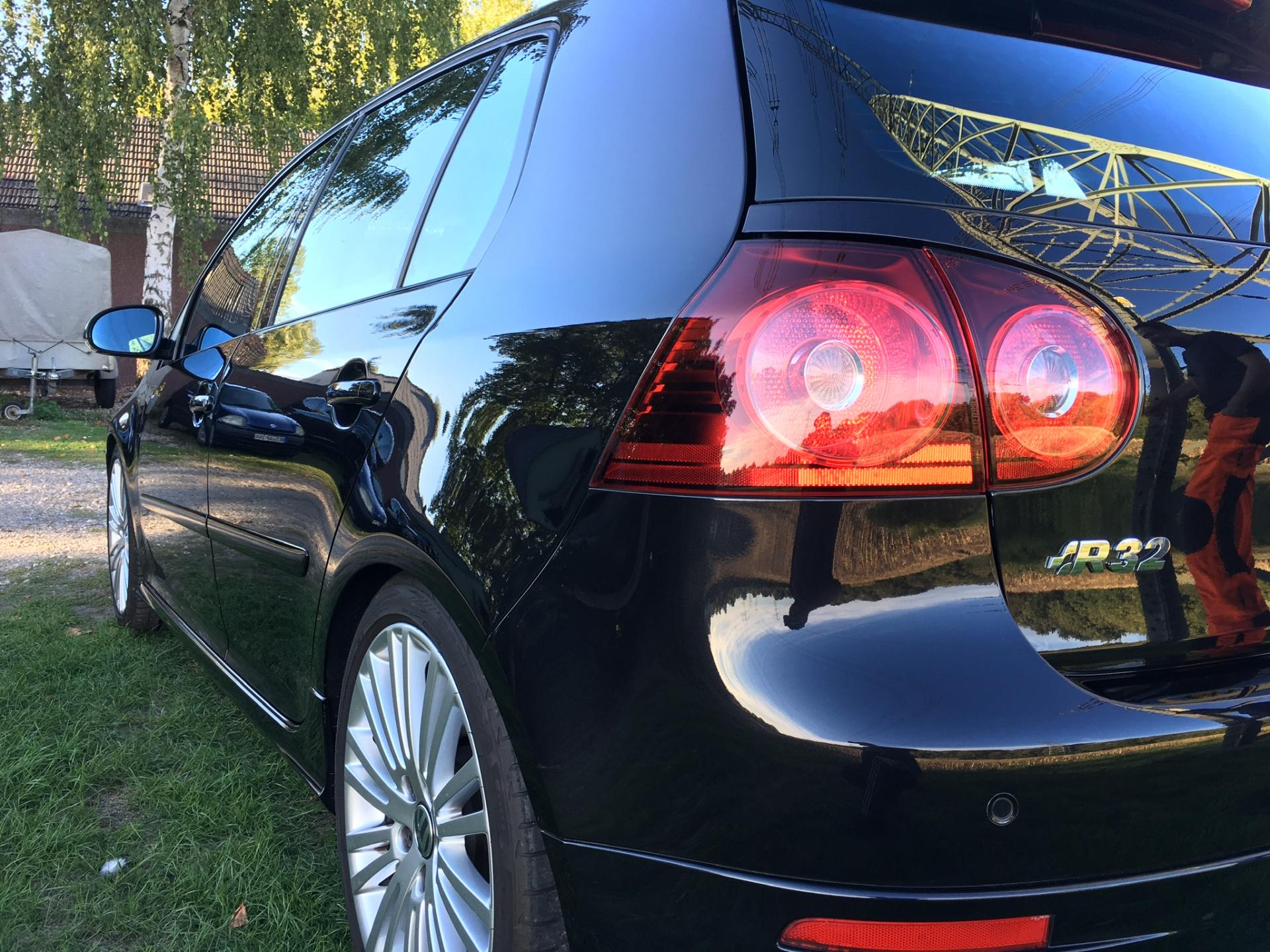 8F84DDFA 193E 4237 AEAE 3343E0A3010F