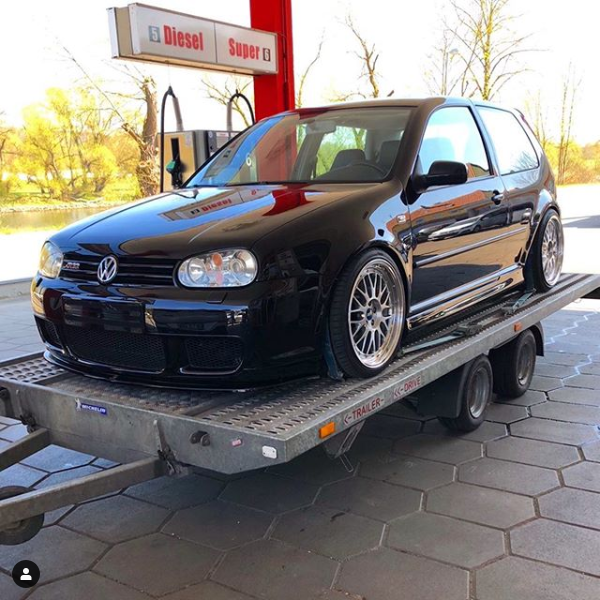 Ausbaustufe 2: 
 - Bilstein Performance Airride 
 - Airlift 3P Steuerung
 - Bilstein Performance Sturzdomlager
 - 3" Eigenbau Abgasanlage 
 - Spurplat
