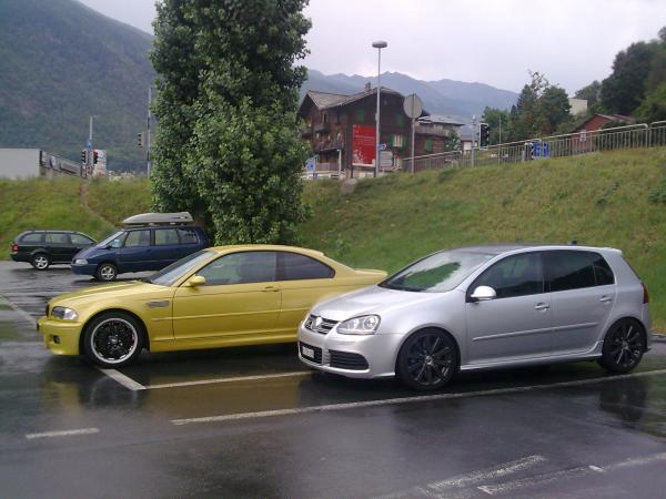 BMW M3  VS  Golf 5 R32
