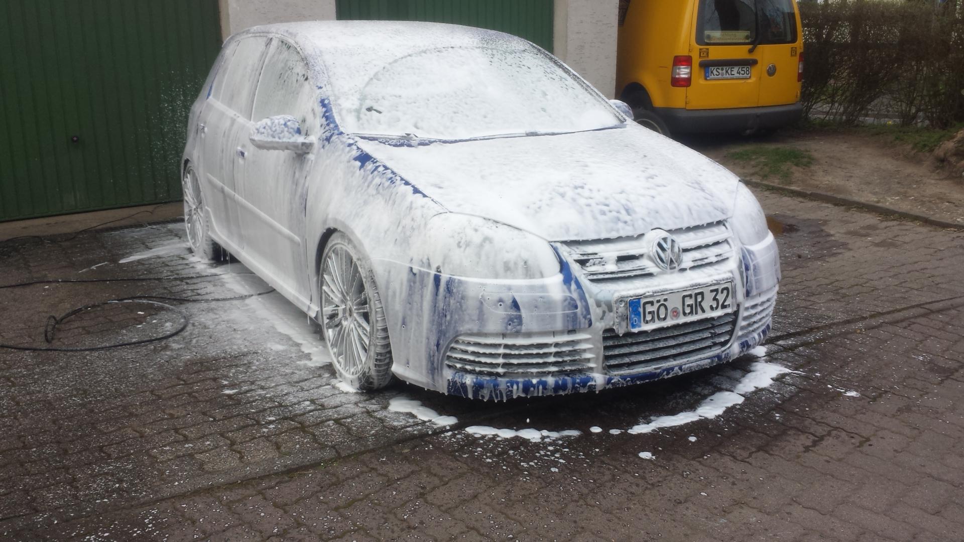Brazzers 8) Snow Foam