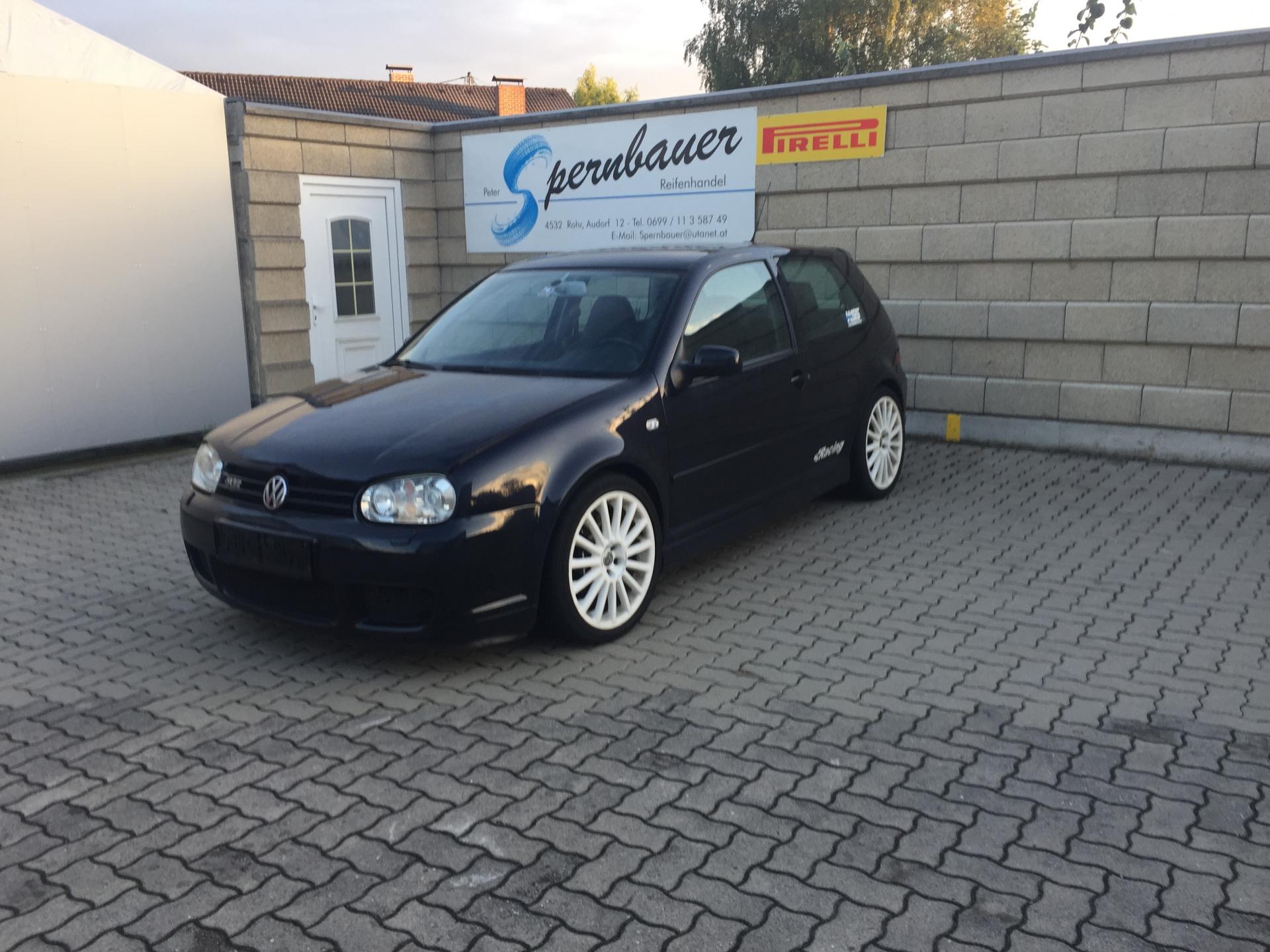 FCADE527 8D06 412B BD06 E86878018778