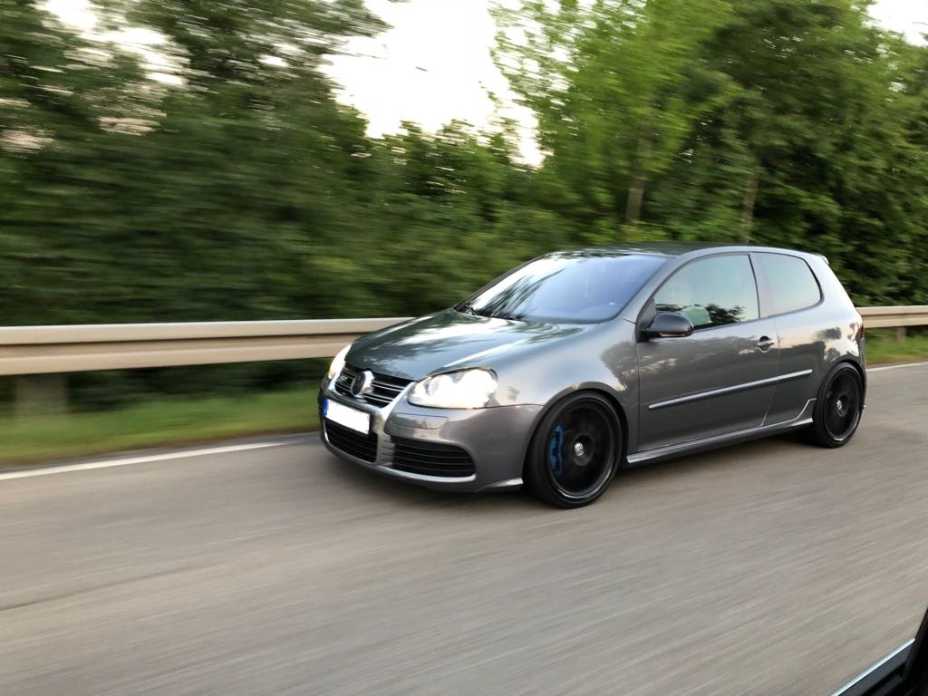 H&R Federn mit BBS Speedline in 19Zoll - BN-Pipes AGA - Heckdiff in Black Magic Perleffekt lackiert inkl. Spiegelkappen