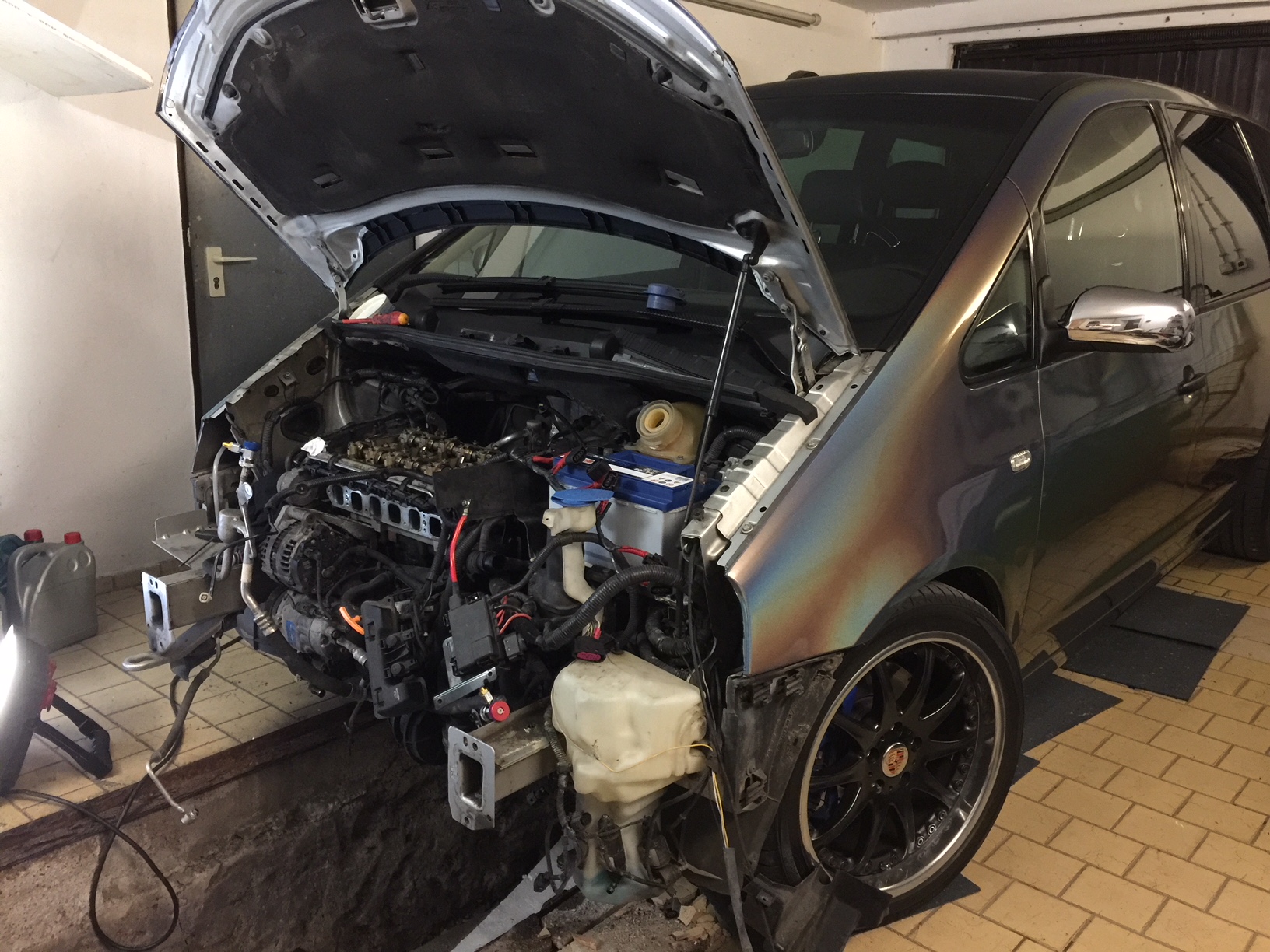 Kaum foliert kommt der Motor raus :-(