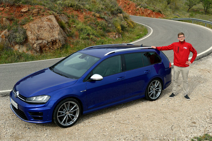 VW-Golf-R-Variant-fotoshowImage-3804a655-857237.jpg