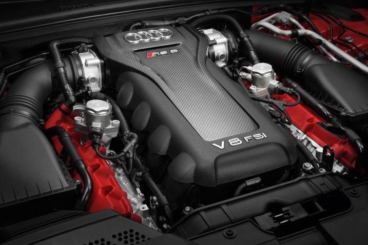 2011-Audi-RS5-Car-Engine.jpg