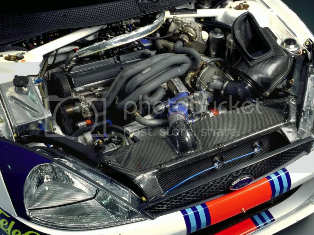 Focus_WRC02_Engine.jpg