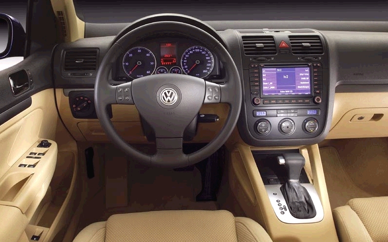 VW_Golf_5_2004_02.jpg