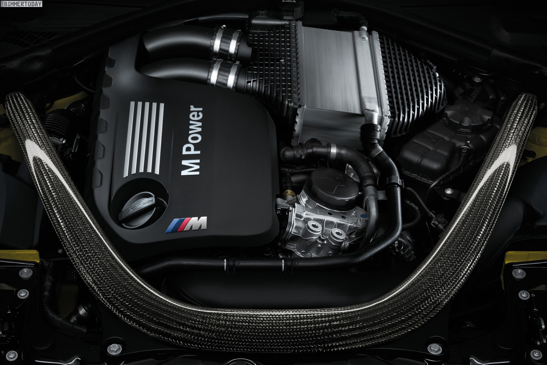 2014-BMW-M3-Limousine-F80-Motor-S65-Biturbo-R61.jpg