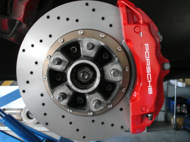930_big_brake_kit_with_Cayenne_caliper-1.JPG